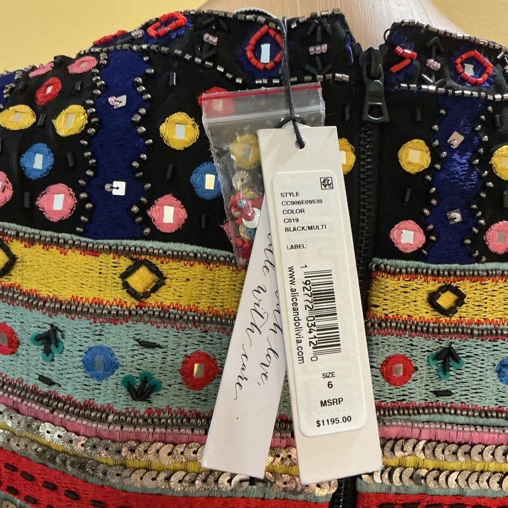 Alice and Olivia Dress NWT Embellished Beaded Embroidered Size 6 - Picture 8 of 13